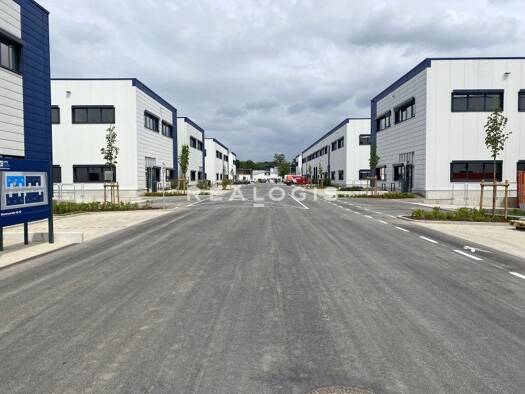 Halle/Industriefläche zur Miete - Erstbezug provisionsfrei 2.082 m² Lagerfläche teilbar ab 500 m² Hilden 40721