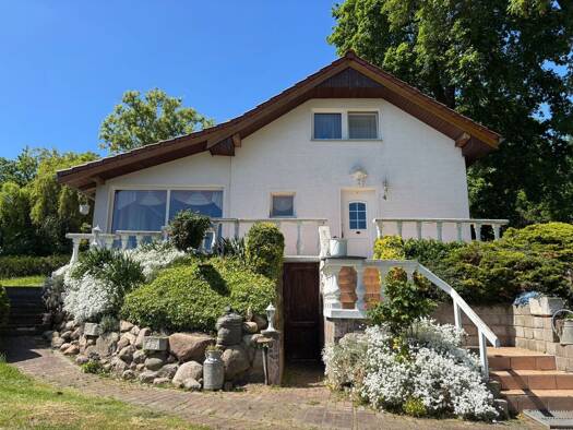 Einfamilienhaus zum Kauf provisionsfrei 189.000 € 2 Zimmer 63 m² 2.812 m² Grundstück Hohenzieritz Hohenzieritz 17237