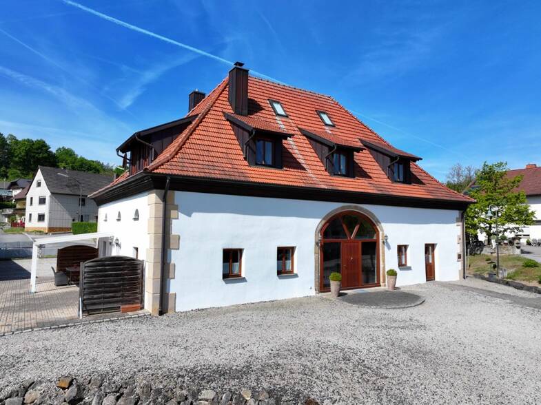 Einfamilienhaus zum Kauf 750.000 € 6 Zimmer 233 m² 1.998 m² Grundstück Hattersdorf Seßlach 96145