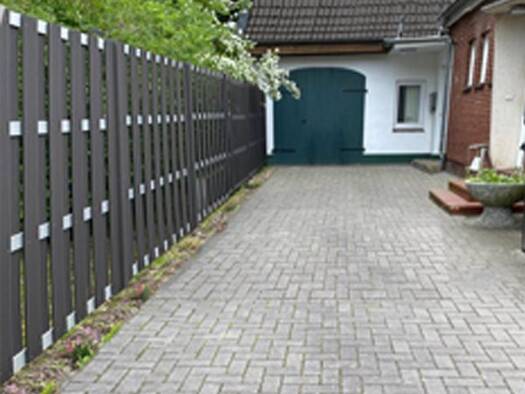 Mehrfamilienhaus zum Kauf provisionsfrei 410.000 € 9 Zimmer 220 m² frei ab sofort Oldersum Moormerland 26802