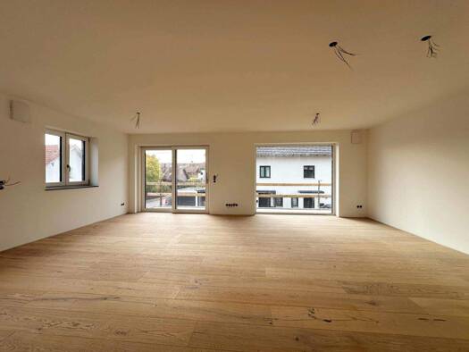 Wohnung zur Miete 1.400 € 3 Zimmer 88 m² frei ab 01.04.2026 Friedenstr. 16 Kolbermoor 83059