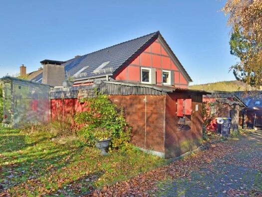 Reihenendhaus zum Kauf 230.000 € 7 Zimmer 227,6 m² 580,9 m² Grundstück Hessisch Lichtenau 37235