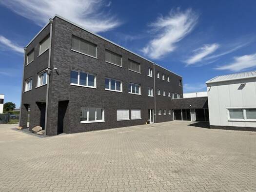 Bürofläche zur Miete 221 m² Bürofläche Hattorf Hattorf - Heiligendorf 38444