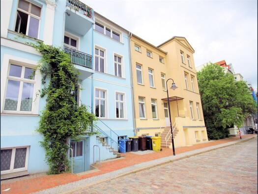 Wohnung zur Miete 600 € 1 Zimmer 32 m² 1. Geschoss frei ab 01.09.2026 Stadtmitte Mitte 18055