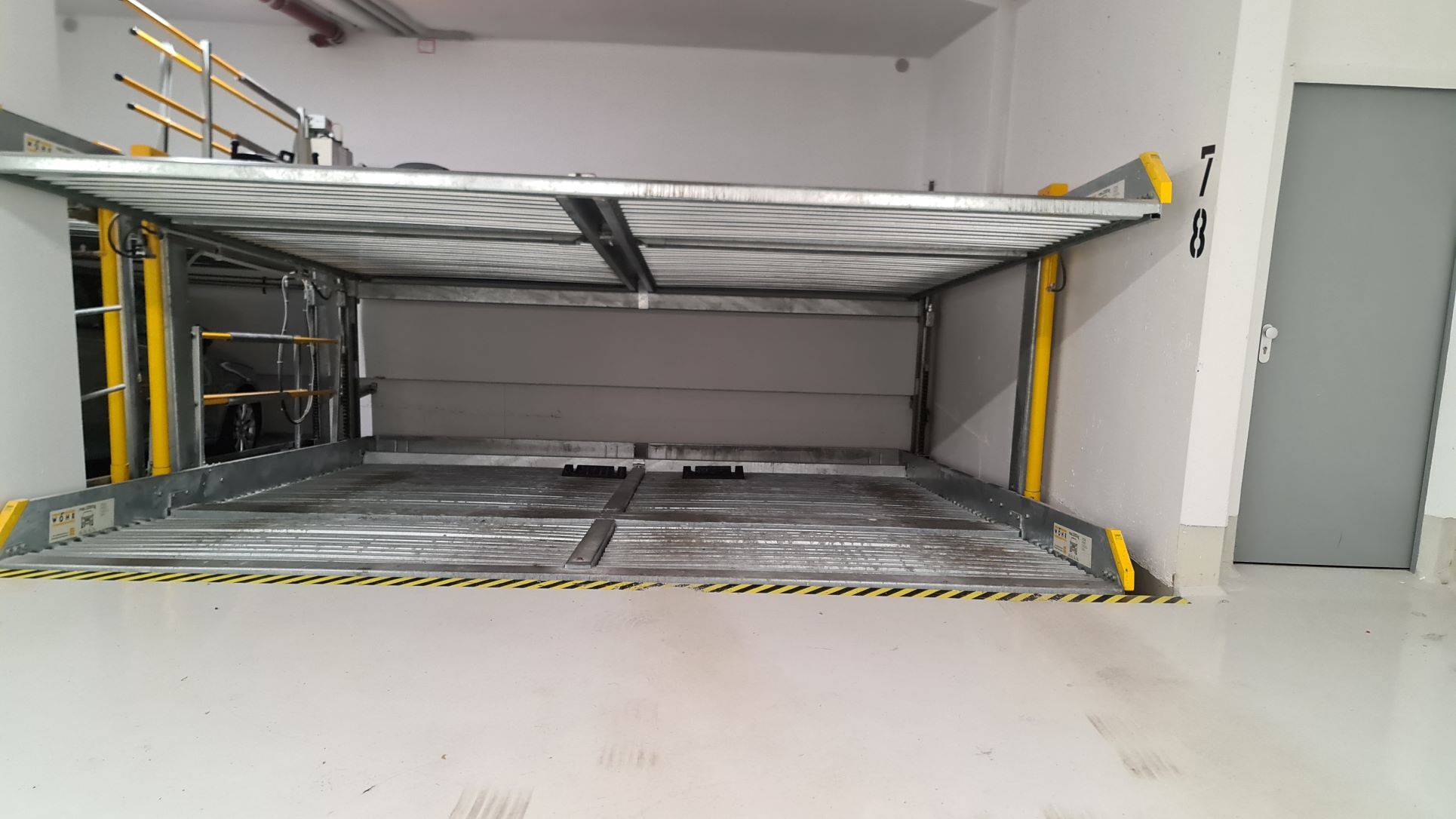 Garage/Stellplatz zur Miete 70 € Am Riesenfeld München 80807