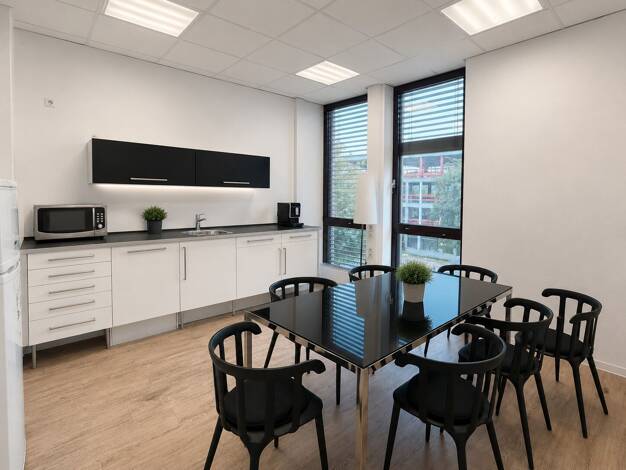 Bürofläche zur Miete 10,92 € 195 m² Bürofläche Stadtgebiet Göppingen 73033