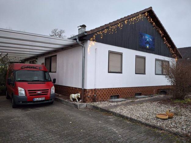 Einfamilienhaus zum Kauf provisionsfrei 559.000 € 9 Zimmer 142 m² 685 m² Grundstück Hermann-Hesse-Straße 11 Hochstetten Linkenheim Hochstetten 76351