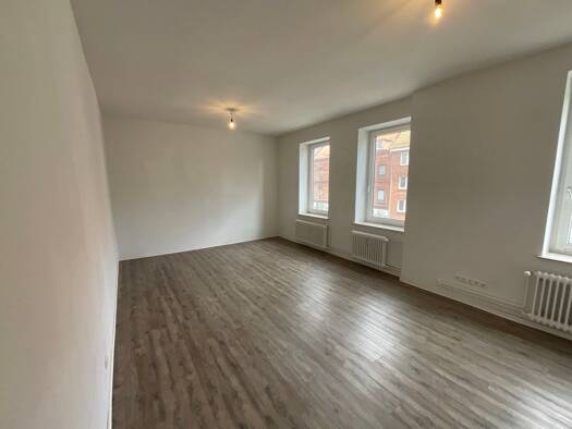 Wohnung zur Miete 1.525 € 6 Zimmer 165 m² 1. Geschoss frei ab 01.10.2026 Ringstraße 65 Südfriedhof Südfriedhof 24114