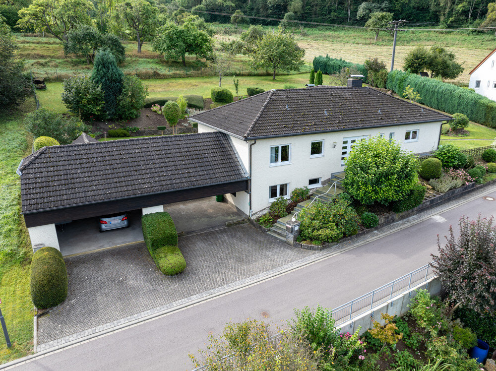 Einfamilienhaus zum Kauf 495.000 € 8 Zimmer 220 m²<br/>Wohnfläche 1.780 m²<br/>Grundstück Biersdorf 54636