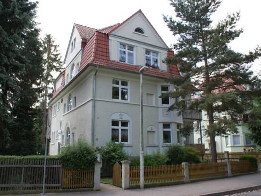 Mehrfamilienhaus zum Kauf als Kapitalanlage geeignet 544.600 € 411,3 m² 1.342 m² Grundstück Eschleber Straße 13 Gotha 99867