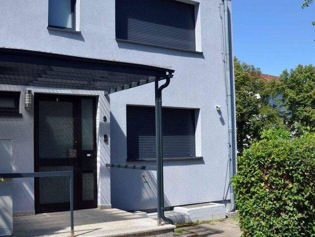 Doppelhaushälfte zum Kauf provisionsfrei 750.000 € 6,5 Zimmer 135 m² 221 m² Grundstück Eichäcker, 9 Fasanenhof Stuttgart 70565