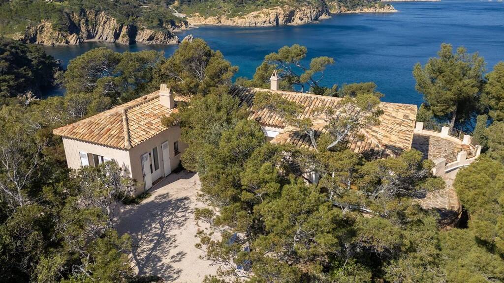 Einfamilienhaus zum Kauf 11.000.000 € 11 Zimmer 310 m² 4.097 m² Grundstück Centre BORMES LES MIMOSAS 83230