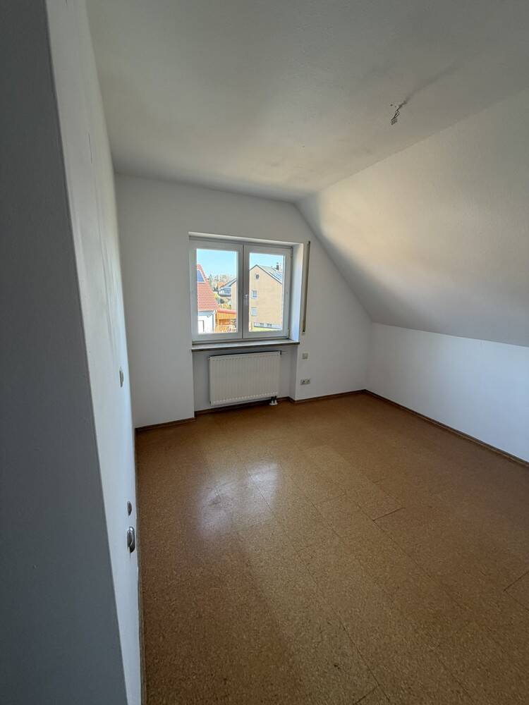 Immobilie in Hilpoltstein - Doppelhaushälfte mit Garten - Bild 4