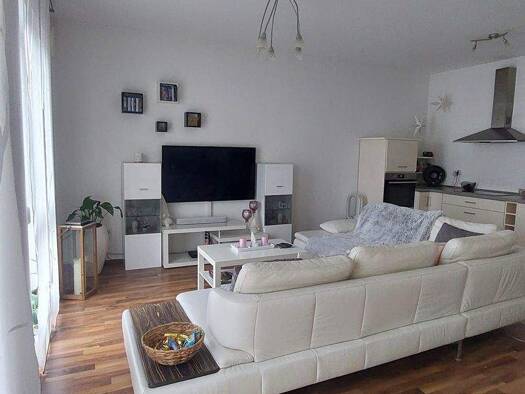 Wohnung zur Miete 570 € 2 Zimmer 56 m² 1. Geschoss frei ab 01.02.2026 Poppenreuther Str. 110 Poppenreuth Fürth 90765
