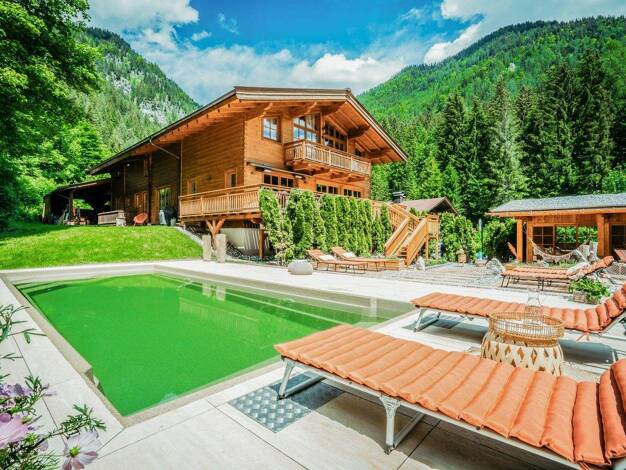 Mehrfamilienhaus zur Miete 7.500 € 306 m² 1.492 m² Grundstück frei ab sofort Waidring 6384