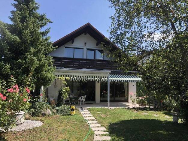 Haus zum Kauf 1.995.000 € 10 Zimmer 240 m² 790 m² Grundstück Moosach München 80995