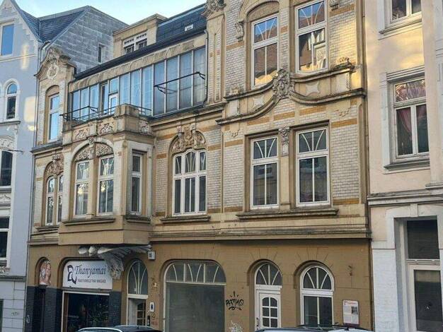 Wohnung zur Miete 830 € 3 Zimmer 99,6 m² 2. Geschoss frei ab 01.02.2026 Toosbüystraße 15 Neustadt Flensburg / Nordstadt 24939