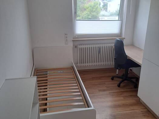 Wohnung zur Miete 349 € 1 Zimmer 16 m² frei ab 01.04.2026 Prüfeninger Weg 7 Pentling 93080