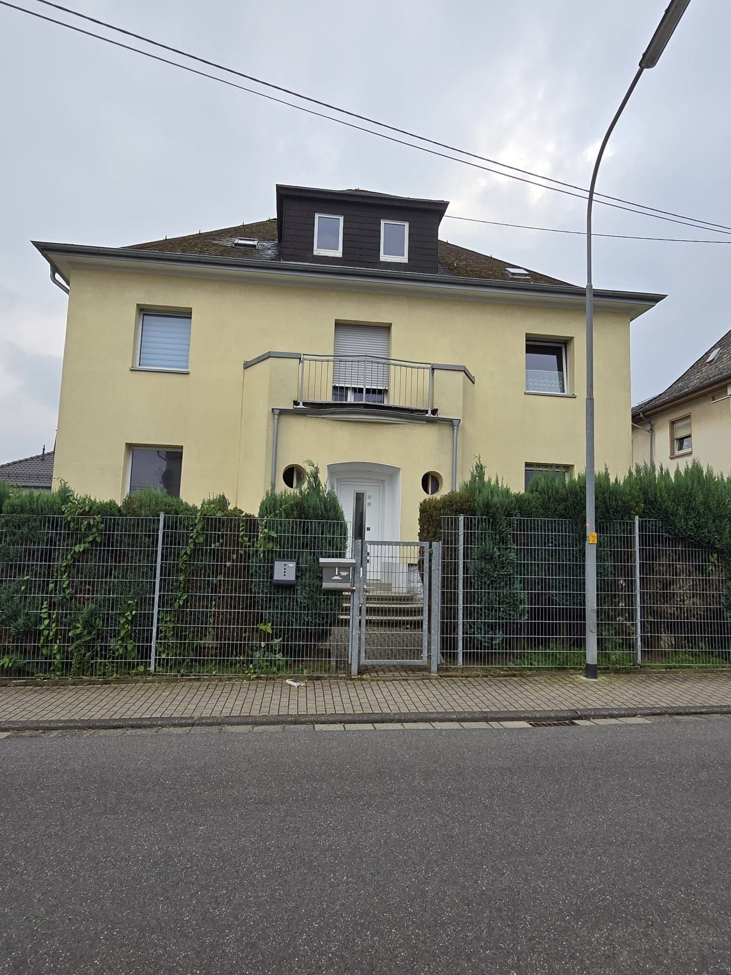 Mehrfamilienhaus zum Kauf 519.000 € 10 Zimmer 350 m²<br/>Wohnfläche 700 m²<br/>Grundstück Siershahn 56427