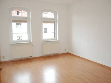 Wohnung zur Miete 480 € 3 Zimmer 74,2 m² 2. Geschoss Saalfeld Saalfeld/Saale 07318