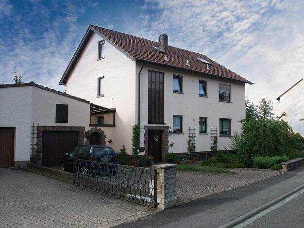 Wohnung zur Miete 470 € 1,5 Zimmer 62 m² frei ab 01.01.2026 Knetzgau 97478