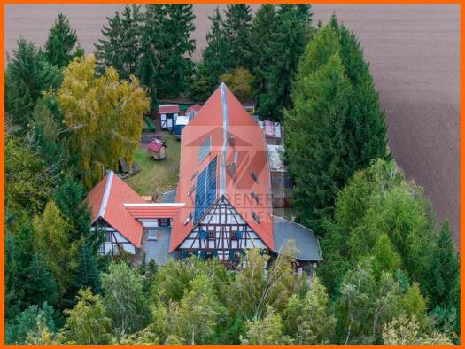 Einfamilienhaus zum Kauf provisionsfrei 299.000 € 8 Zimmer 228 m² 3.196 m² Grundstück Hirschfeld 07554