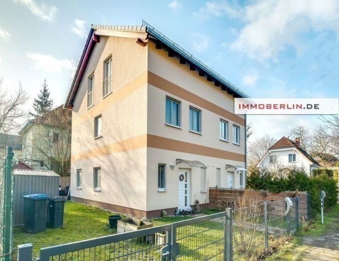 Doppelhaushälfte zum Kauf 735.000 € 5 Zimmer 115 m²<br/>Wohnfläche 230 m²<br/>Grundstück ab sofort<br/>Verfügbarkeit Seegefeld Falkensee 14612