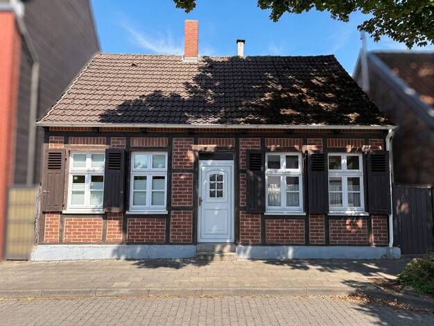 Einfamilienhaus zum Kauf 122.500 € 5 Zimmer 130,3 m² 259 m² Grundstück Innenstadt Ahlen 59227