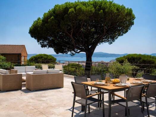Haus zum Kauf 3.300.000 € 1.910 m² Grundstück Ville-Les Saquedes-Le Bouillonnet Sainte-Maxime 83120