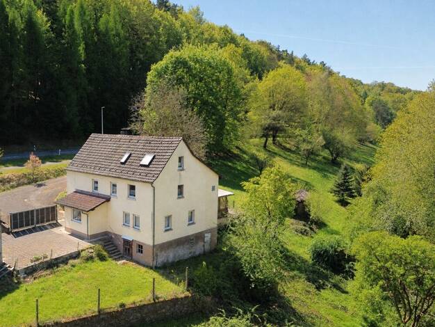 Einfamilienhaus zum Kauf 249.000 € 7 Zimmer 151 m² 2.149 m² Grundstück Roßbach Leidersbach 63849
