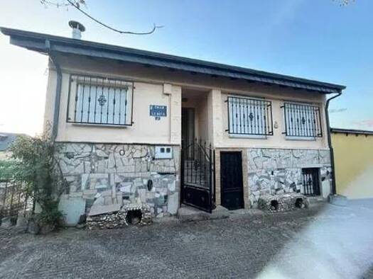 Chalet zum Kauf 125.000 € 3 Zimmer 500 m² Calle La Mata Castropodame 24314