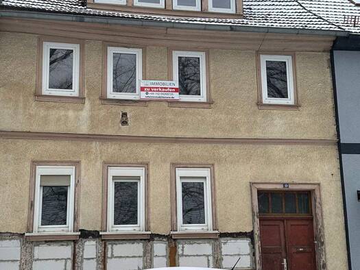 Haus zum Kauf 99.999 € 6 Zimmer 120 m² 210 m² Grundstück frei ab sofort Gleichenstraße 19 Ohrdruf 99885
