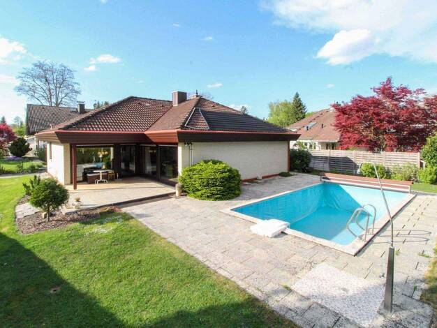 Sonstiges zum Kauf als Kapitalanlage geeignet 1.249.000 € 4,5 Zimmer 150 m² 816,2 m² Grundstück Gröbenzell 82194