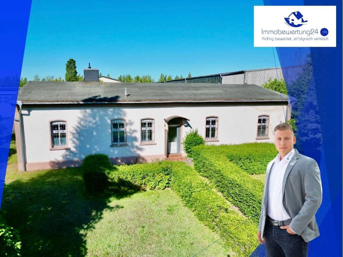 Bungalow zum Kauf 99.000 € 7 Zimmer 140,6 m²<br/>Wohnfläche 799 m²<br/>Grundstück Nienburg Nienburg 06429