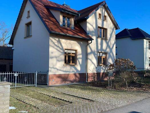 Einfamilienhaus zum Kauf 380.000 € 3 Zimmer 110 m² 600 m² Grundstück Branitz Cottbus 03042