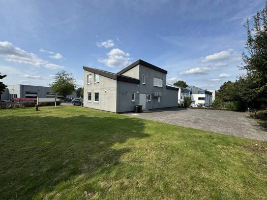 Bürogebäude zur Miete 3.360 € 5 Zimmer 280 m² Bürofläche Hangelar Sankt Augustin / Hangelar 53757