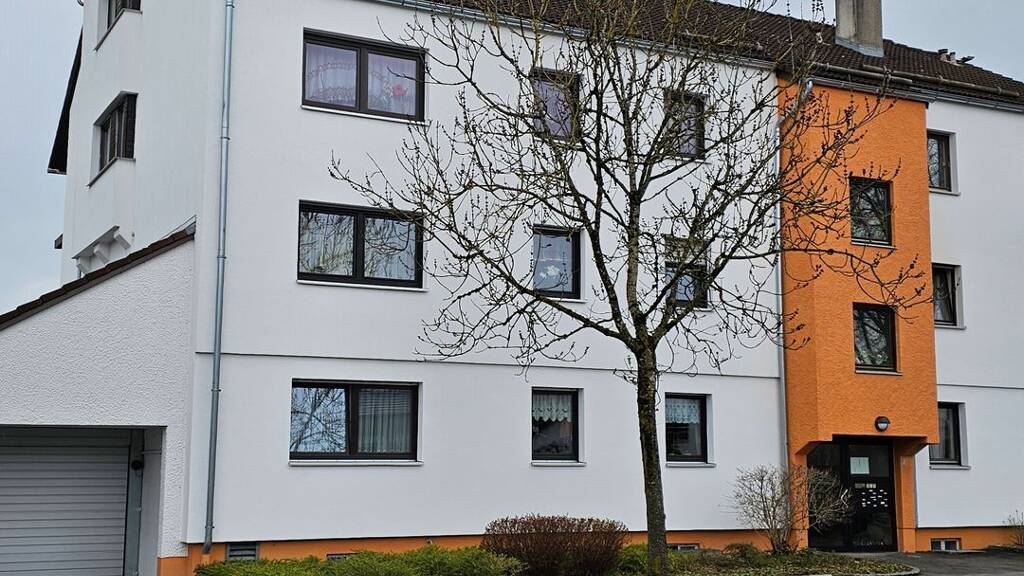 Wohnung zum Kauf 198.000 € 2 Zimmer 79 m² 2. Geschoss Graslitzer Straße 15 Waldkraiburg 84478