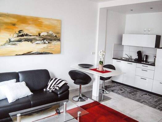 Wohnung zur Miete auf Zeit 990 € 1,5 Zimmer 35 m² frei ab 05.10.2026 Alt-Saarbrücken Mitte 66117