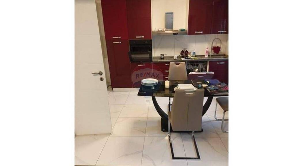 Wohnung zur Miete 800 € 4 Zimmer 90 m² 2. Geschoss Obrovac