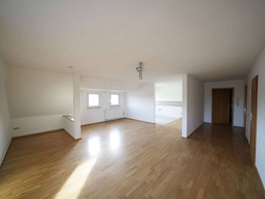 Wohnung zur Miete 400 € 3 Zimmer 80,5 m² 3. Geschoss Chemnitz 09120