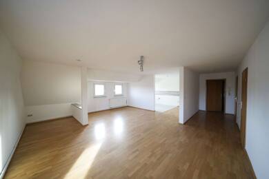 Wohnung zur Miete 400 € 3 Zimmer 80,5 m² Dachgeschoss, 3. Geschoss Altchemnitz 411 Chemnitz 09120