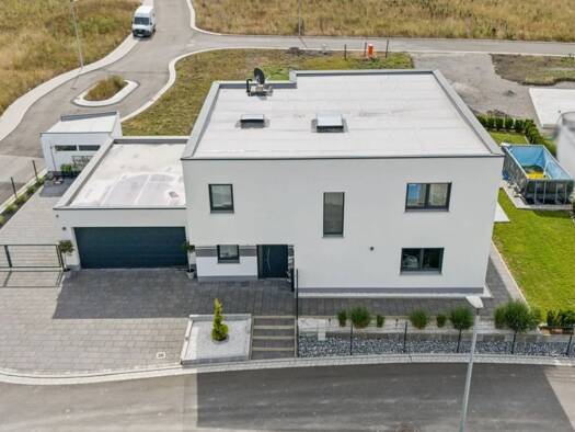 Einfamilienhaus zum Kauf provisionsfrei 659.000 € 7 Zimmer 224 m² 708 m² Grundstück Colmberg 91598