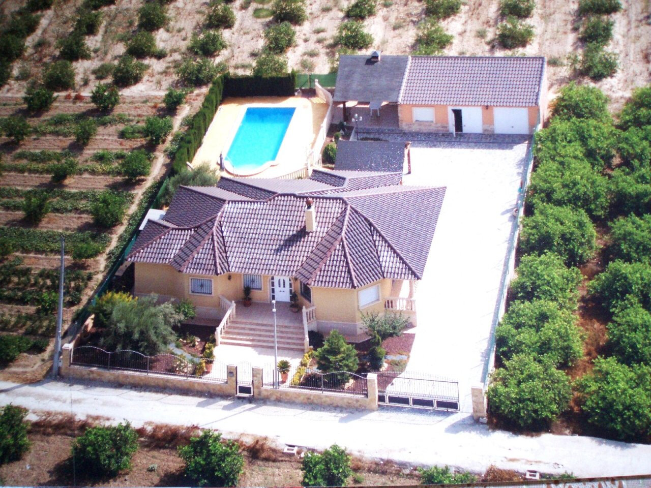 Villa zum Kauf provisionsfrei 425.000 € 6 Zimmer 240 m²<br/>Wohnfläche 1.050 m²<br/>Grundstück Orihuela 03300