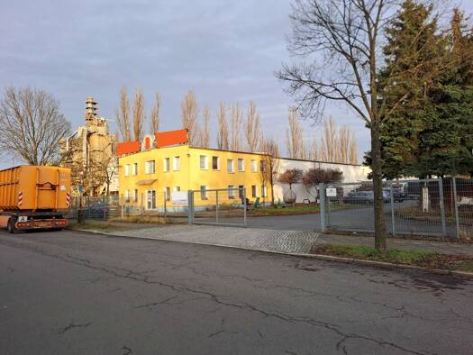 Lagerhalle zum Kauf 1.150.000 € 1.320 m² Lagerfläche Alt-Hohenschönhausen Berlin 13053