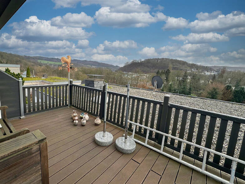 Maisonette zum Kauf 249.000 € 5 Zimmer 131 m² Arnsberg Arnsberg 59821