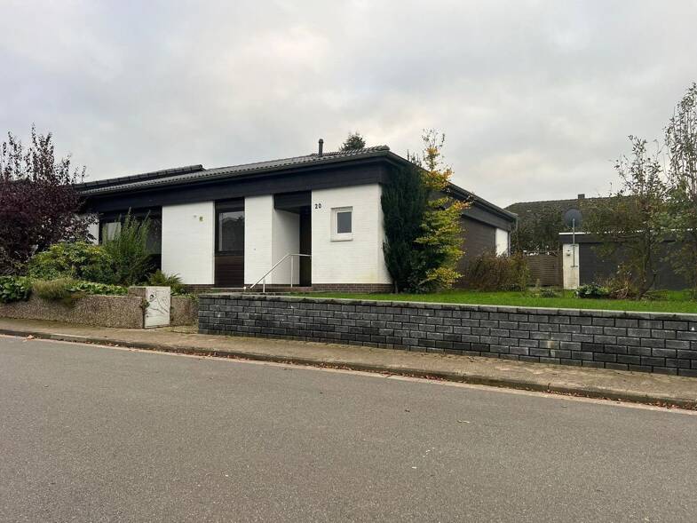 Reihenendhaus zum Kauf provisionsfrei 319.000 € 4,5 Zimmer 118 m² 679 m² Grundstück Lauenau Lauenau 31867