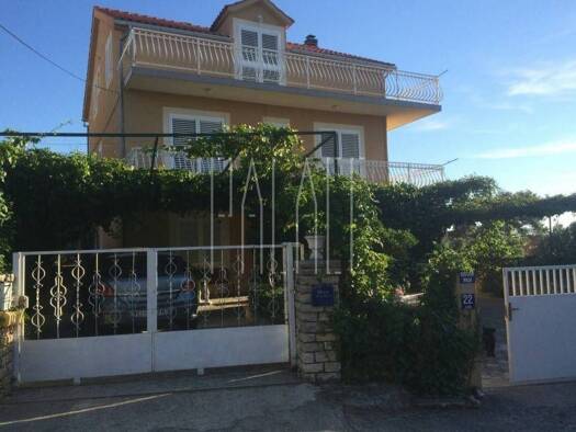 Haus zum Kauf 650.000 € 8 Zimmer 290 m² Sibenik