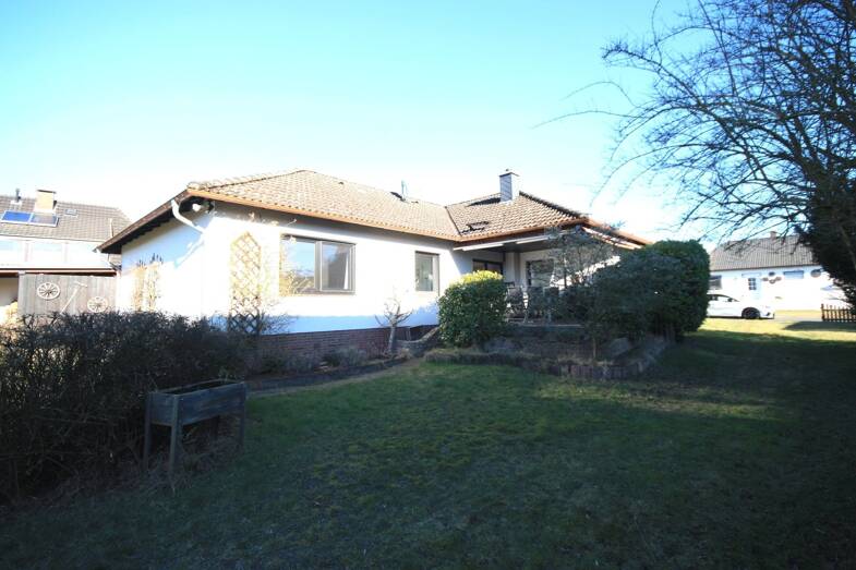 Bungalow zum Kauf 365.000 € 4 Zimmer 116,6 m² 947 m² Grundstück Etelsen Langwedel 27299