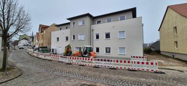 Wohnung zur Miete 1.113 € 3 Zimmer 85,6 m² 1. Geschoss frei ab 01.06.2025 Bergen Bergen auf Rügen 18528