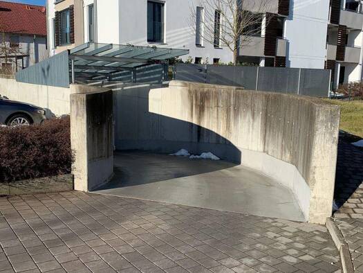 Tiefgaragenstellplatz zum Kauf provisionsfrei 14.900 € Robert-Schumann-Straße 40 Neuburg Neuburg an der Donau 86633